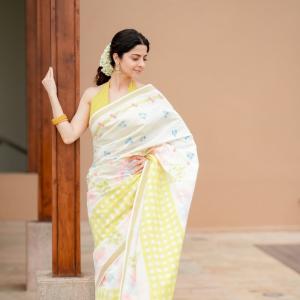 Actress Vedhika Charming Ethnic Fashion In Floral Saree