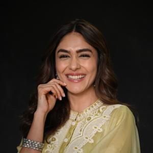 Graceful Ethnic Style Of Actress Mrunal Thakur Wins Hearts