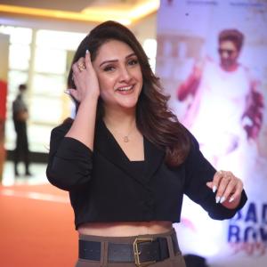 Elegant Red Carpet Moments Of Actress Sridevi Vijayakumar