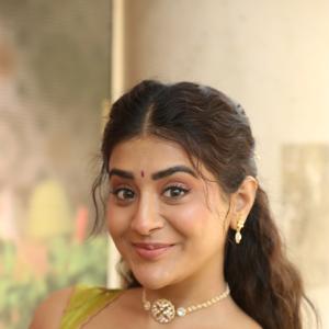 Actress Rashi Singh Shines In A Graceful Look