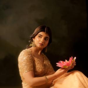 Pragya Nagra Looks Elegant In Golden Ethnic Style