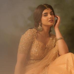Pragya Nagra Looks Elegant In Golden Ethnic Style