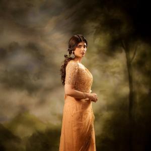 Pragya Nagra Looks Elegant In Golden Ethnic Style