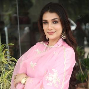 Actress Hasini Sudeer Elegant Traditional Look