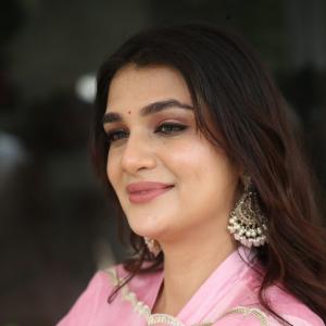 Actress Hasini Sudeer Elegant Traditional Look