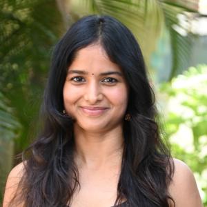 Shalini Impresses With Natural Beauty In Black Outfit