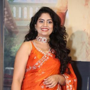 Actor Karuna Bhushan Elegant Saree Look