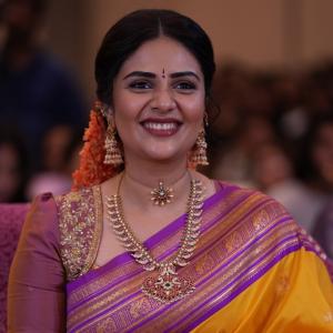 Sreemukhi Stuns In Traditional Saree Look At Event