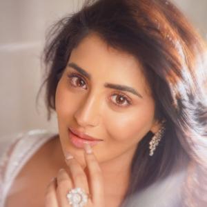 Actress Rashi Singh Shines In A Beautiful Soft Glam Look