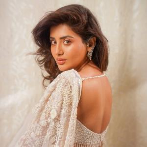 Actress Rashi Singh Shines In A Beautiful Soft Glam Look
