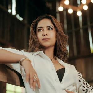 Avika Gor Impresses with Effortless Modern Style
