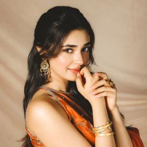 Krithi Shetty Glows in Orange With a Classic Ethnic Style