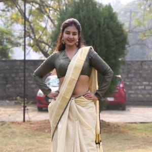 Graceful Actress Yashna Muthuluri in Classic Indian Attire