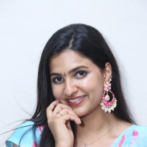 Divija Makes a Stylish Statement in Floral Saree