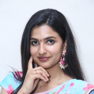 Divija Makes a Stylish Statement in Floral Saree