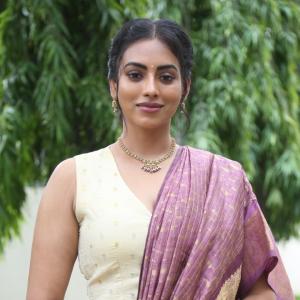 Kamakshi Bhaskarla in a Graceful Purple Ethnic Look