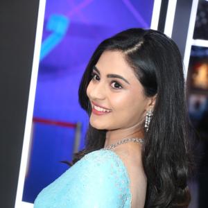 Actress Nayan Sarika Radiates Charm and Elegance in Blue Saree