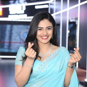 Actress Nayan Sarika Radiates Charm and Elegance in Blue Saree