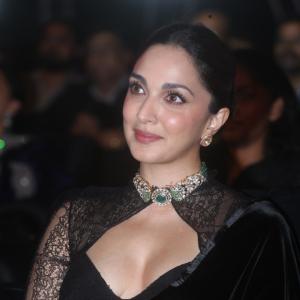 Kiara Advani’s Black Saree Look Steals the Spotlight