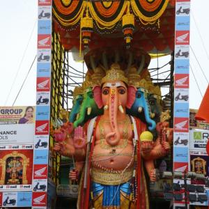 Khairatabad’s 69-Foot Ganesh Idol Welcomes Devotees
