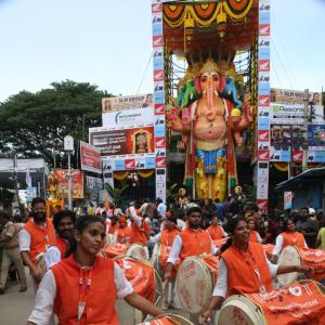 Khairatabad’s 69-Foot Ganesh Idol Welcomes Devotees