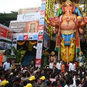 Khairatabad’s 69-Foot Ganesh Idol Welcomes Devotees