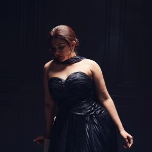 Honey Rose Flaunts a Sophisticated Glam Look