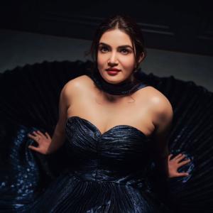 Honey Rose Flaunts a Sophisticated Glam Look