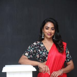 Kamakshi Bhaskarla Looks Radiant in Red