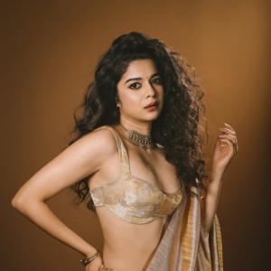 Mithila Palkar’s Striking Saree Portrait
