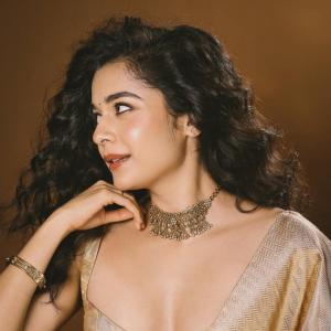 Mithila Palkar’s Striking Saree Portrait
