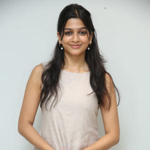 Avanthika’s Cream Outfit Makes An Elegant Style Statement