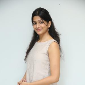 Avanthika’s Cream Outfit Makes An Elegant Style Statement