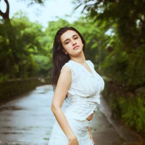 Nuveksha’s Elegant Outdoor Portrait in White