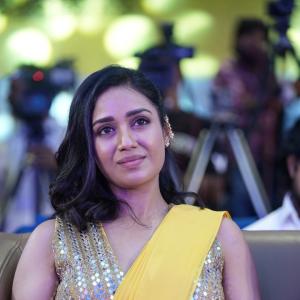 Nivetha Pethuraj Looks Radiant in Stylish Saree Photos