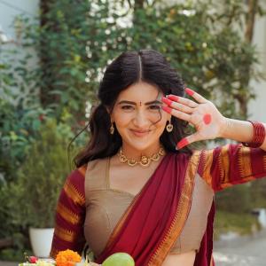 Traditional Elegance of Actress Rashi Singh in a Saree