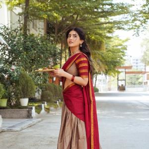 Traditional Elegance of Actress Rashi Singh in a Saree