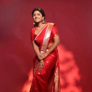Traditional Elegance of Actress Eesha Rebba in Red Saree