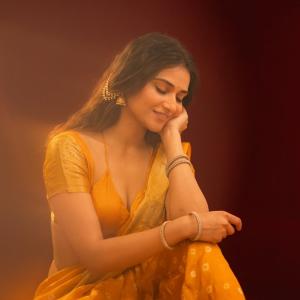 Actress Prisha Singh Looks Stunning in a Gorgeous Yellow Saree