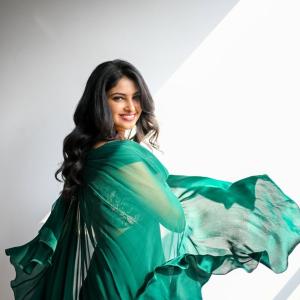 Actress Manasa Varanasi looks Elegant in Green Ruffled Saree