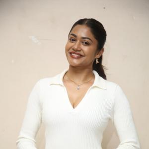 Stylish Look: Actress Payal Radhakrishnan In Minimalist Fashion