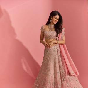 Actress Manasa Varanasi Shines In Elegant Pink Ethnic Look