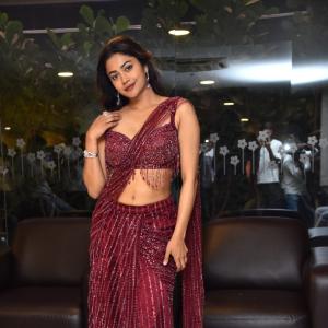 Actress Payal Radhakrishna Stuns In Glamorous Maroon Saree
