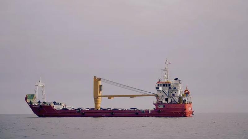 Iran Offers Oman Shipping Access in U.S. Talks, Signals Potential Breakthrough