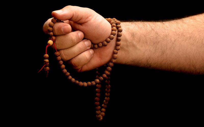 Astrological and Health Advantages of Wearing Rudraksha by Zodiac Sign