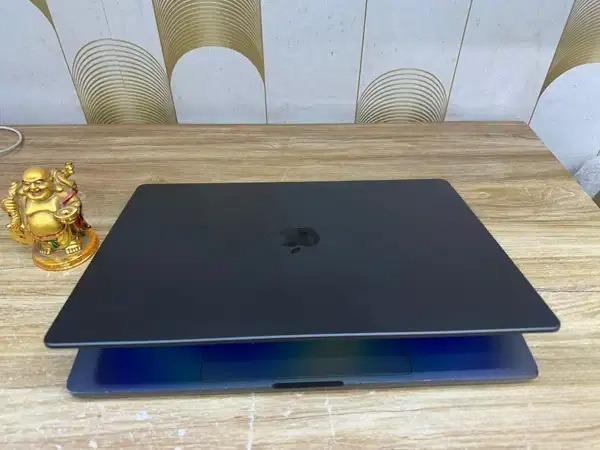 Apple MacBook M3 Pro 16-Inch 2024 for Sale in Mumbai