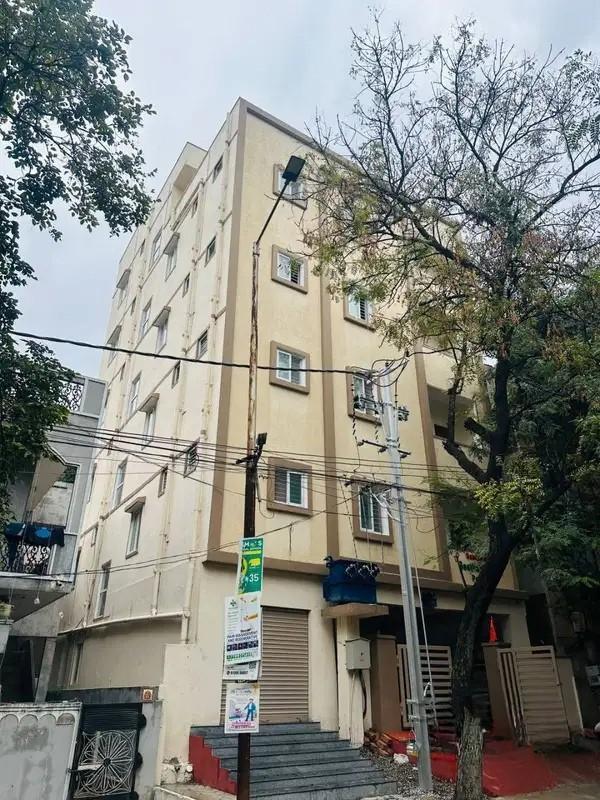 Akshaya Men’s Hostel & PG: Affordable Rooms