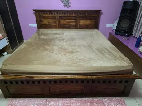 RoyalCraft Rosewood King Size Bed Premium
