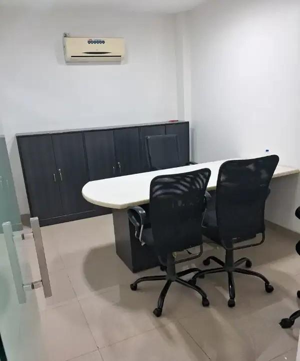 Santacruz West: 1000 Sqft Office Space in Kalina at ₹2.25 Lakh
