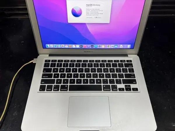 Apple MacBook 13-Inch With Original Charger for Sale